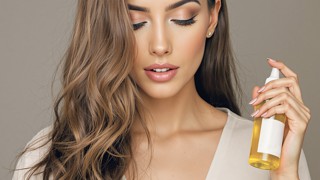 Úprava účesu a styling: Tipy a triky